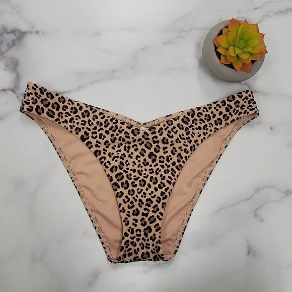 SHOW Me Your MuMu Wave swimming Cheetah Bottom - Picture 3 of 5